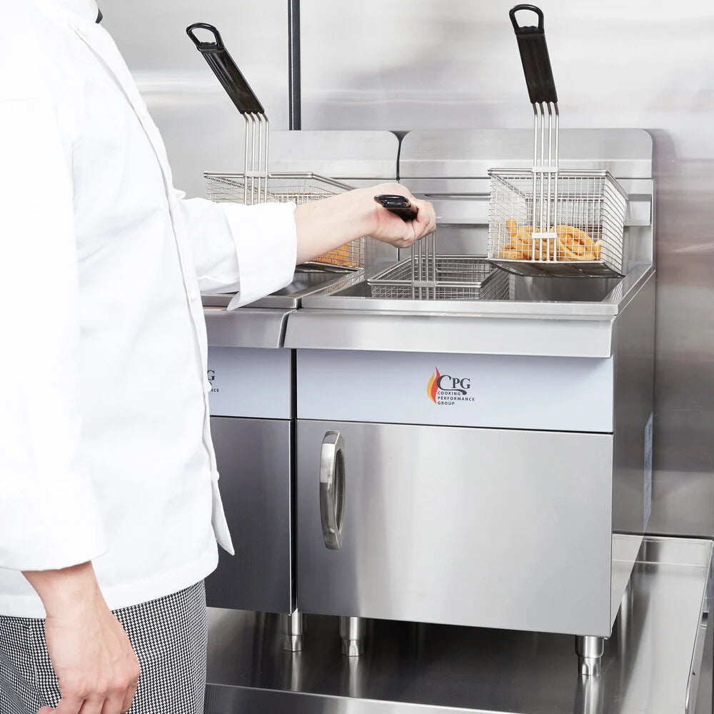 CPG FCPG30 (LP) Liquid Propane 30 lb. Countertop Fryer - 53,000 BTU