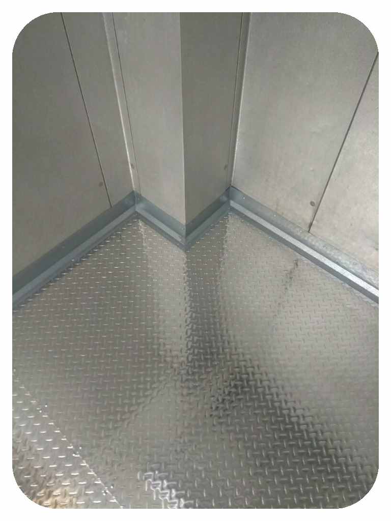 Walk in Box Floor DP48960116 Diamond Plate 48" x 96" x 1/16"