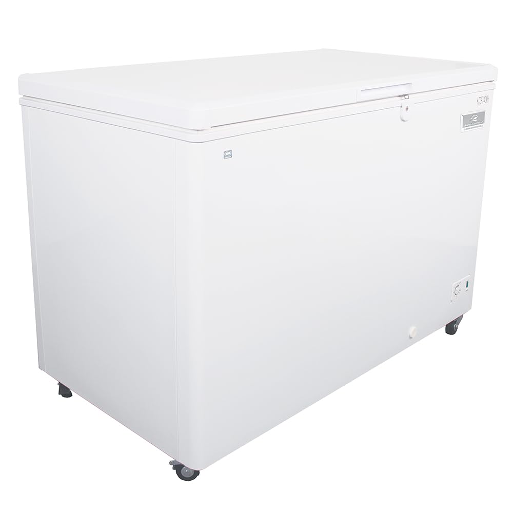 Kelvinator KCCF140WH  51-3/4"W Commercial Chest Freezer 14-cu.ft. Capacity w/ (1) Basket 115v