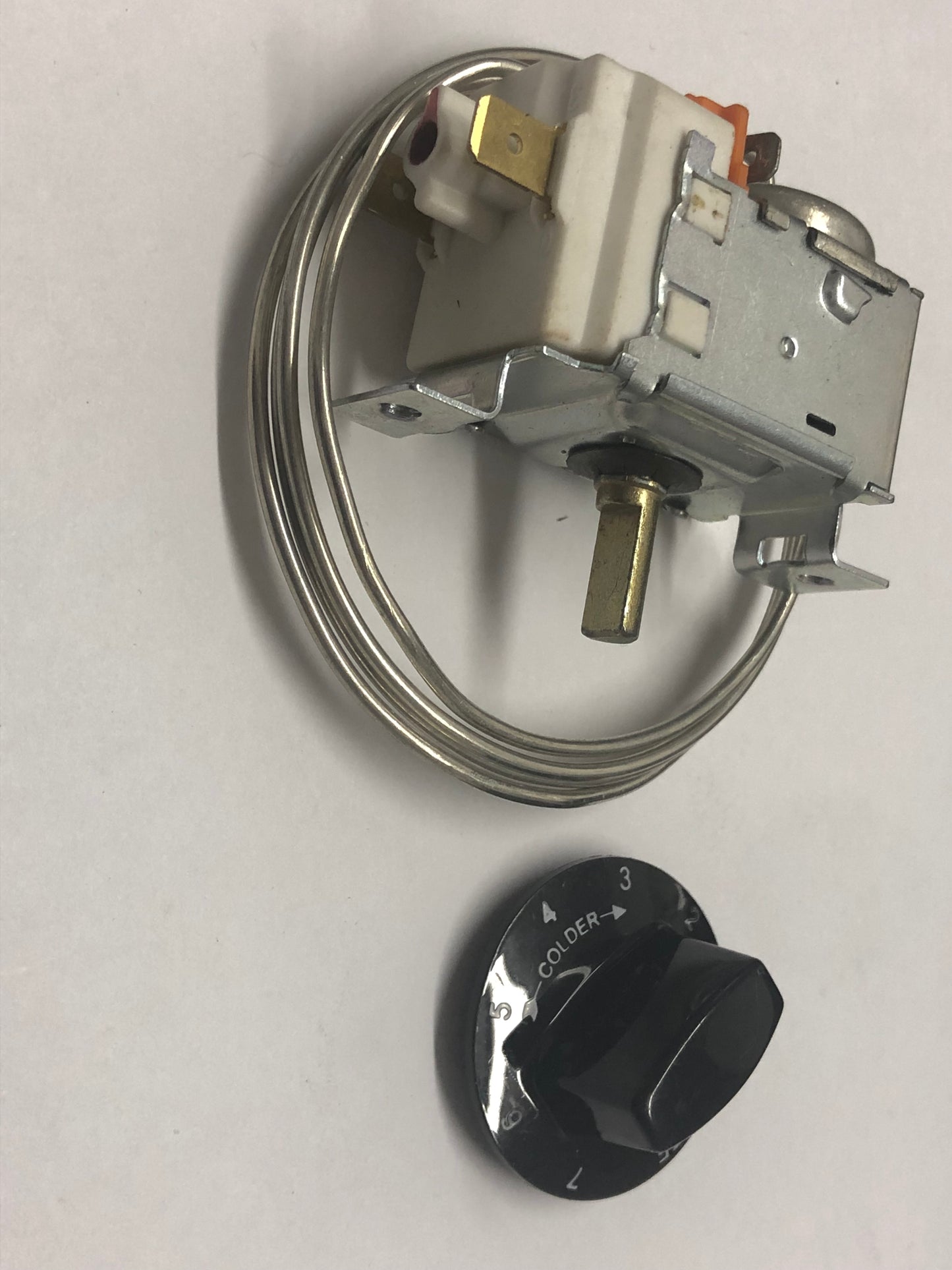 Beverage-Air 502-302B Thermostat / Temperature Control for Prep Tables - 120/240V