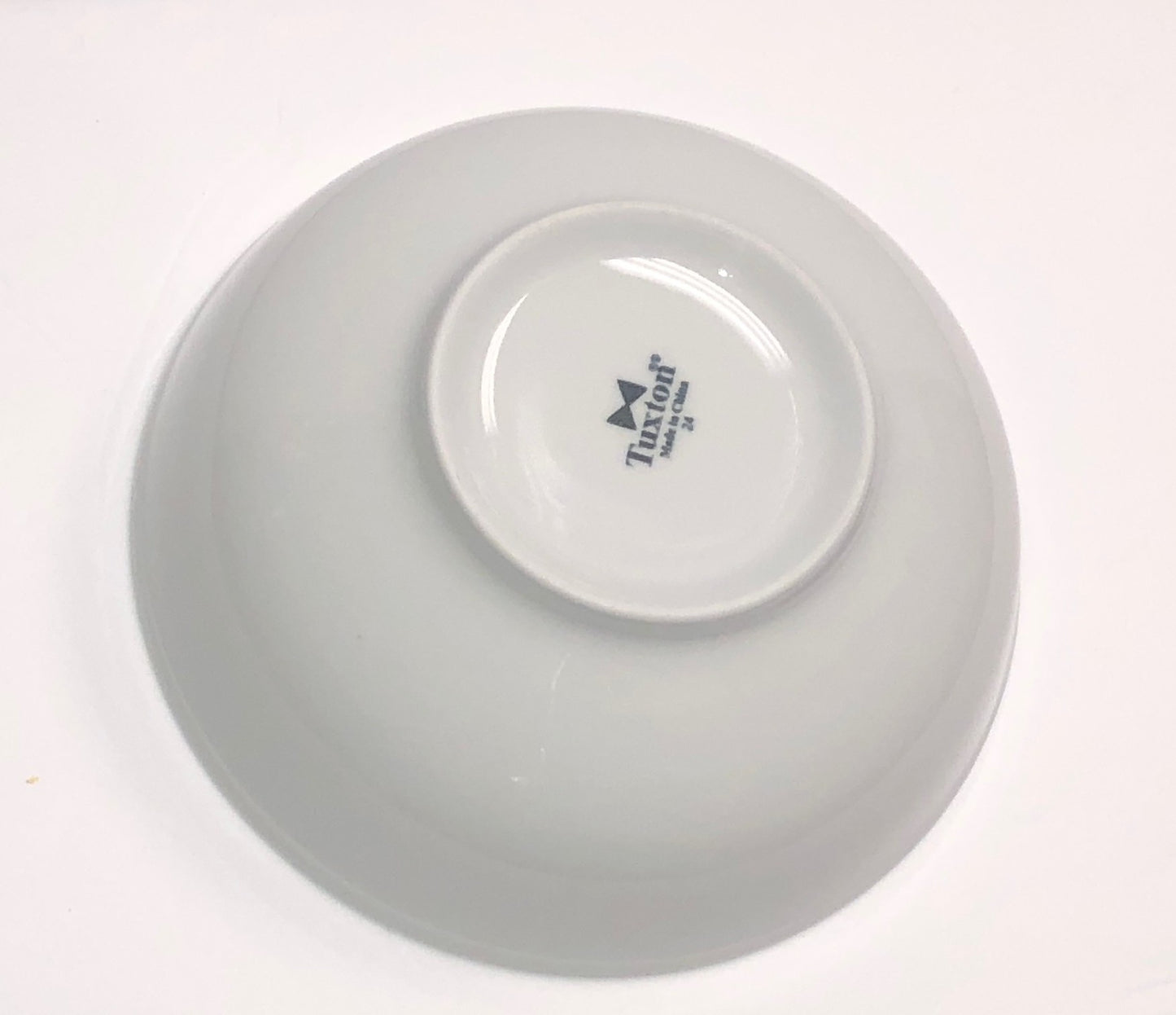 Tuxton BPB-5203 Pho Bowl /Noodle Bowl / Pasta Bowl 8-3/4”Dia x 3-1/8” H Porcelain White China 1.6 Qt.